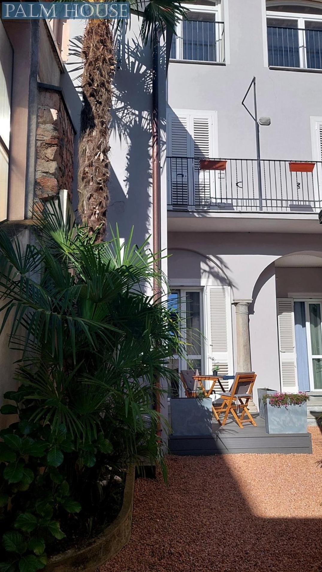 Palm House Apartment Brusimpiano Ngoại thất bức ảnh
