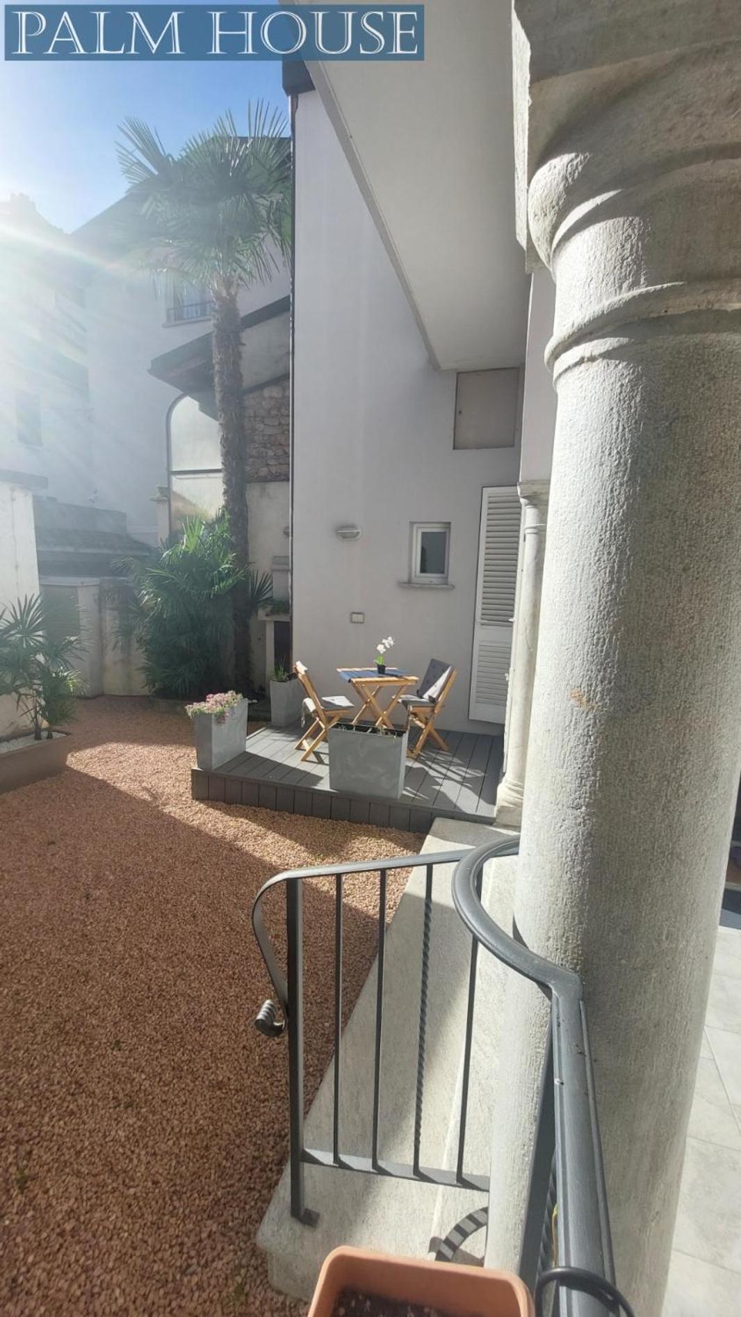 Palm House Apartment Brusimpiano Ngoại thất bức ảnh